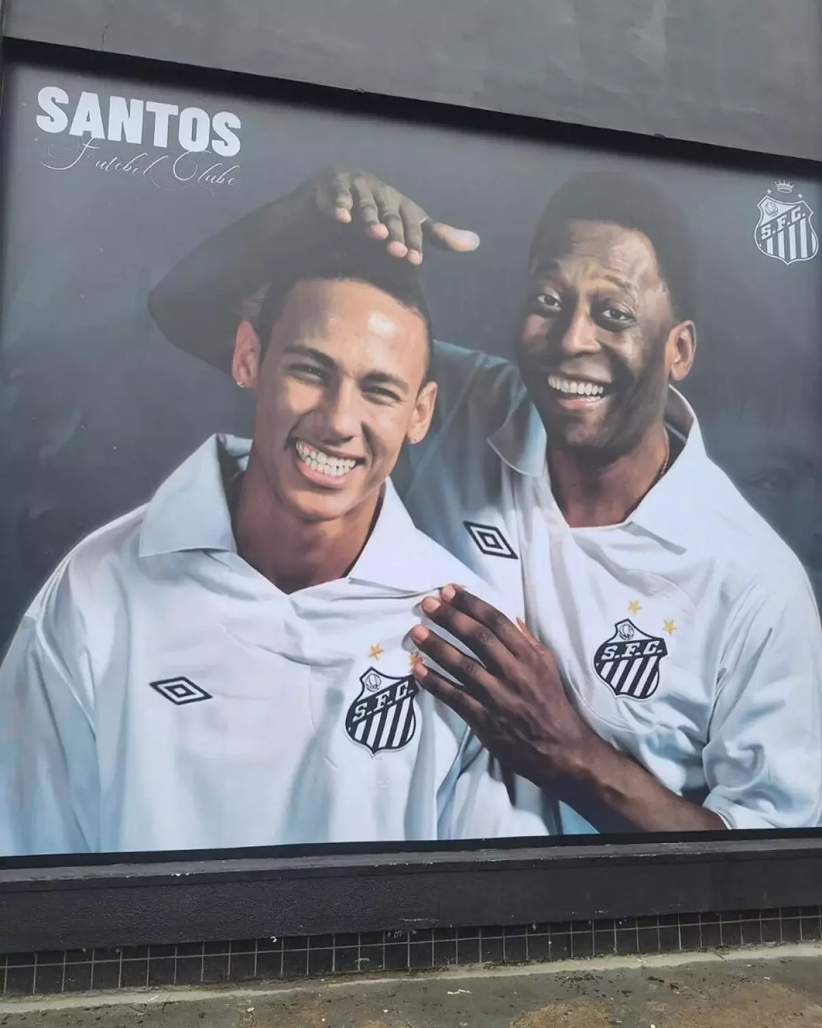 Неймардың отбасысы Пеле брендін сатып алды