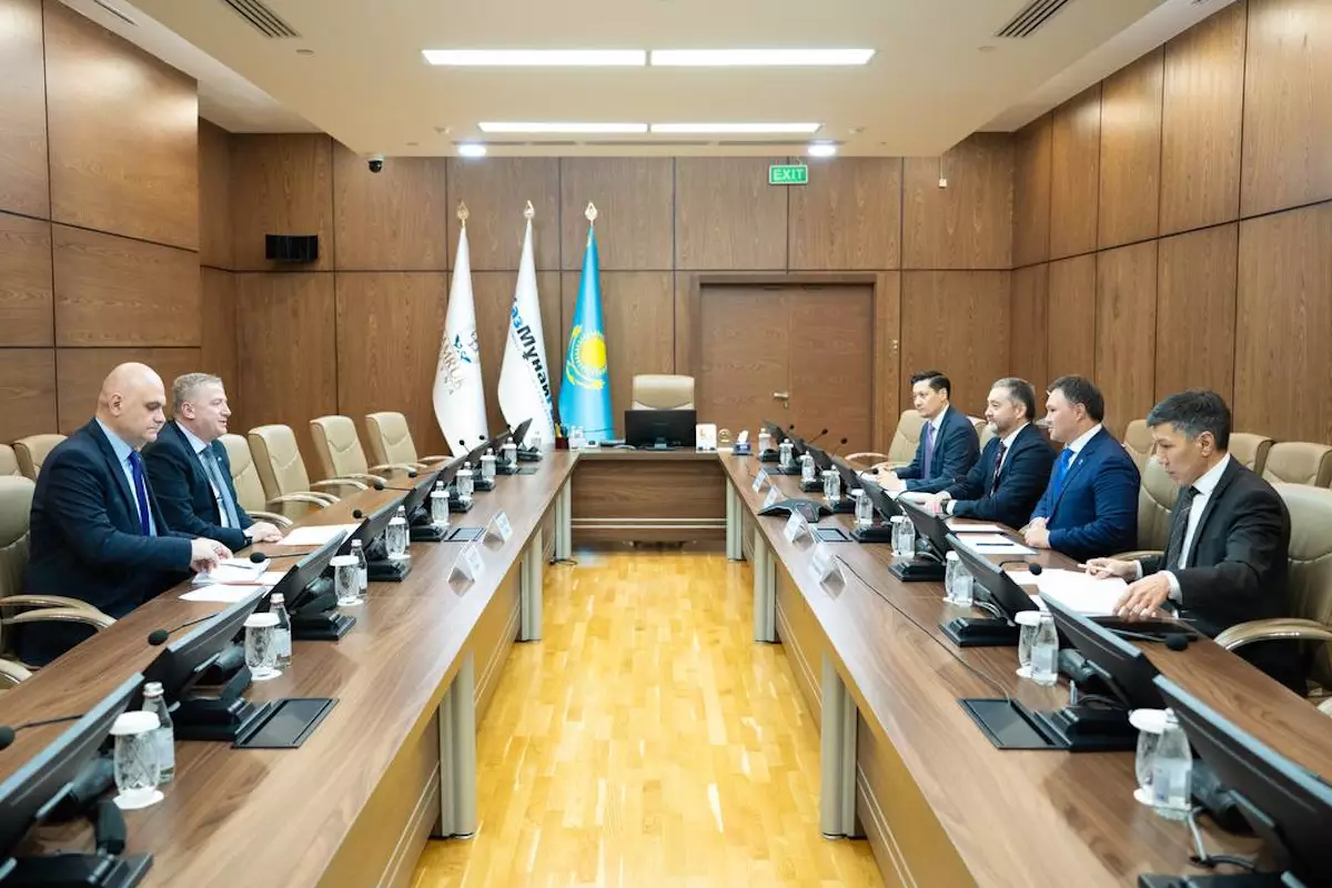 ​Глава КМГ встретился с послом Грузии в Казахстане  ​