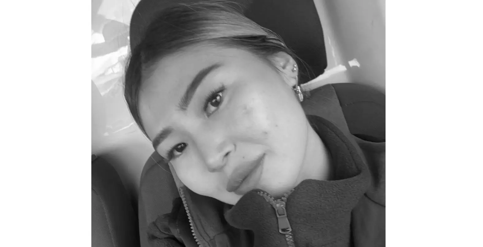 Токаев посмертно наградил пожертвовавшую собой фельдшера в Астане