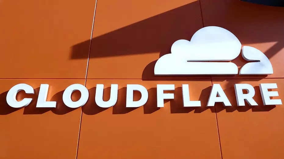 Сбои в работе Cloudflare привели к глобальным проблемам с сетью, затронувшим ChatGPT, X и другие сайты.