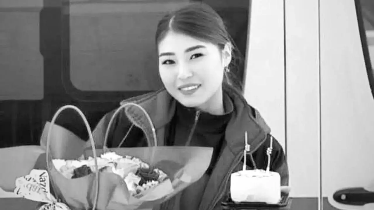 Тоқаев қаза тапқан фельдшер Ұлдана Мырзуанды «Ерлігі үшін» медалімен марапаттады