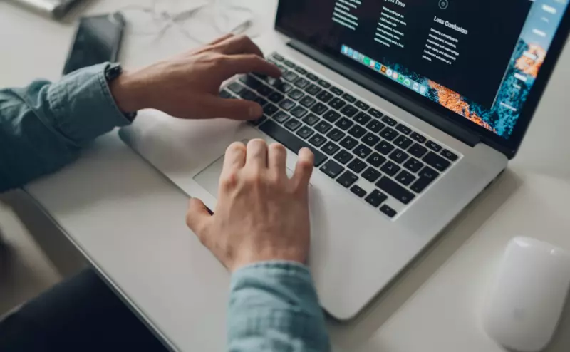 Глобальный сбой: X, ChatGPT и Spotify перестали работать