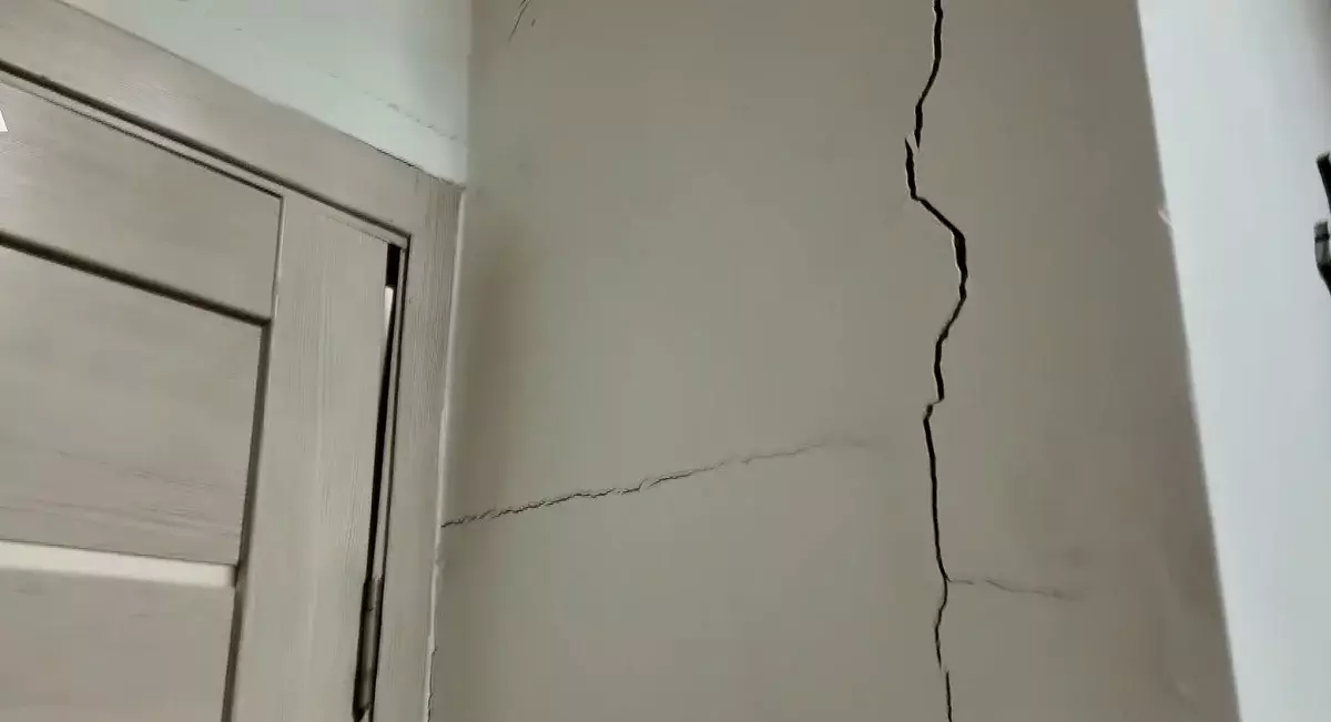 Трещат по швам: в СКО возникли проблемы с домами, построенными после паводков