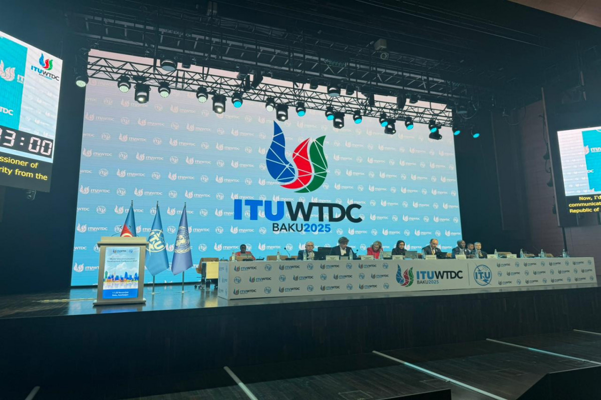 Казахстан прокладывает кабельную линию по дну Каспийского моря для ускорения информационного потока в регионе.