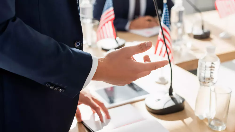 Конгресс США хочет обнародовать все документы Эпштейна