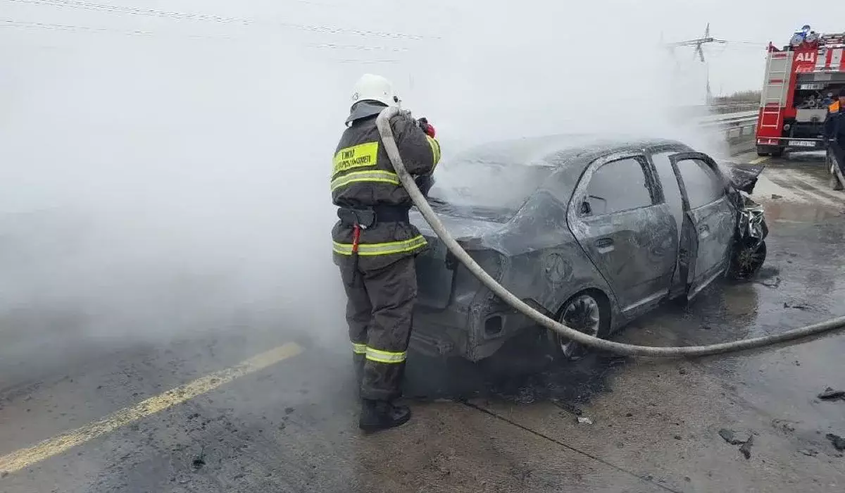 Астана-Павлодар тас жолында автокөлік түгі қалмай өртеніп кетті – зардап шеккендер бар