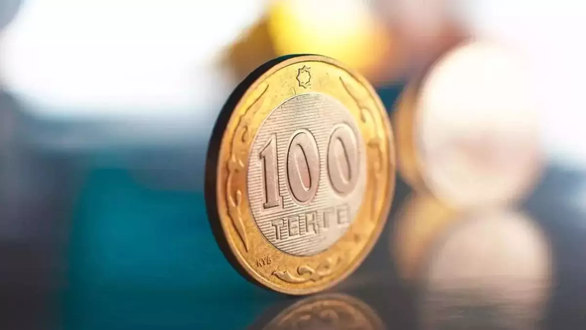 Тенге перешел в наступление: курсы доллара и евро на 19 ноября