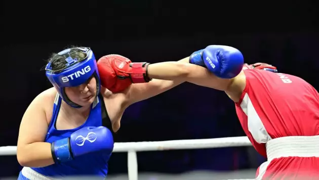 Қазақ боксшы өзбек қарсыласын бір соққымен есеңгіретті. Бірақ жеңіс бұйырмады