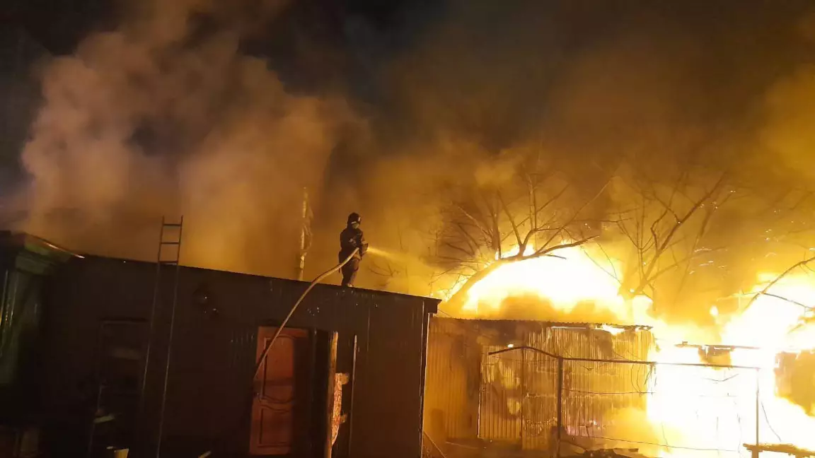 Алапат өрттен 170 ғимарат бүлінді