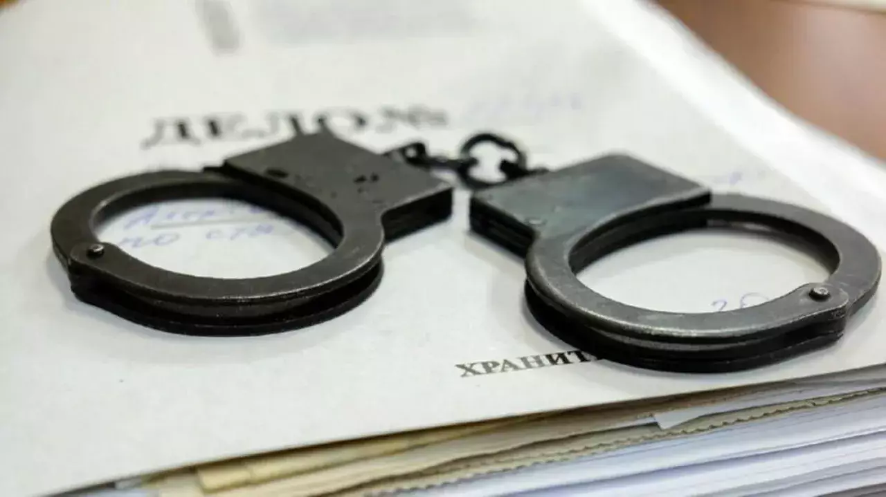 Оралда 10 жасар қыз жәбір көрген соң шенеуніктерге қарсы қылмыстық іс қозғалды