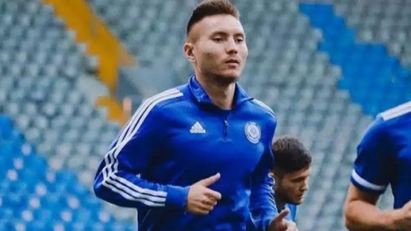 Кашкен неге «Қайратта» қалмады: қорғаушы жағдайды түсіндірді