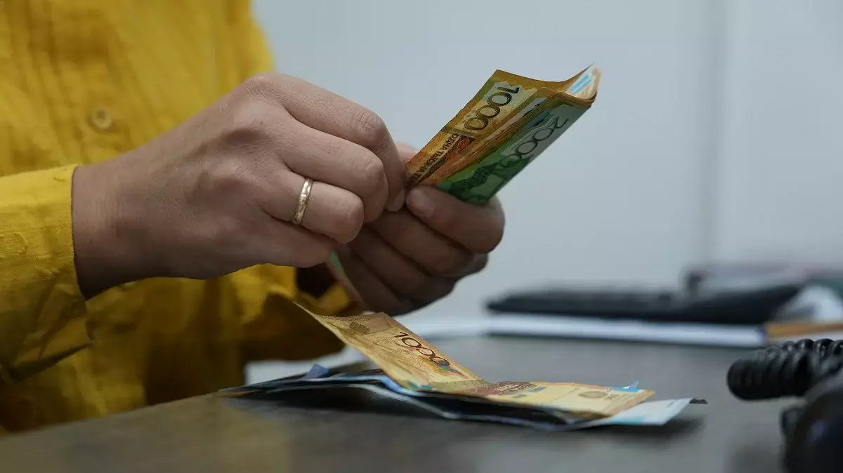 Какую социальную поддержку оказывают жителям Алатауского района