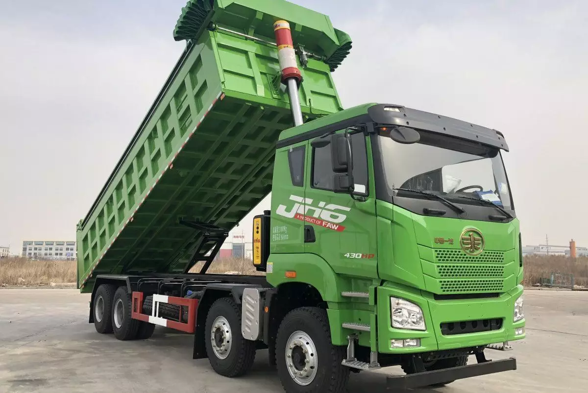 Депутаты бьют тревогу: Казахстан может остаться без самосвалов уже в 2026 году