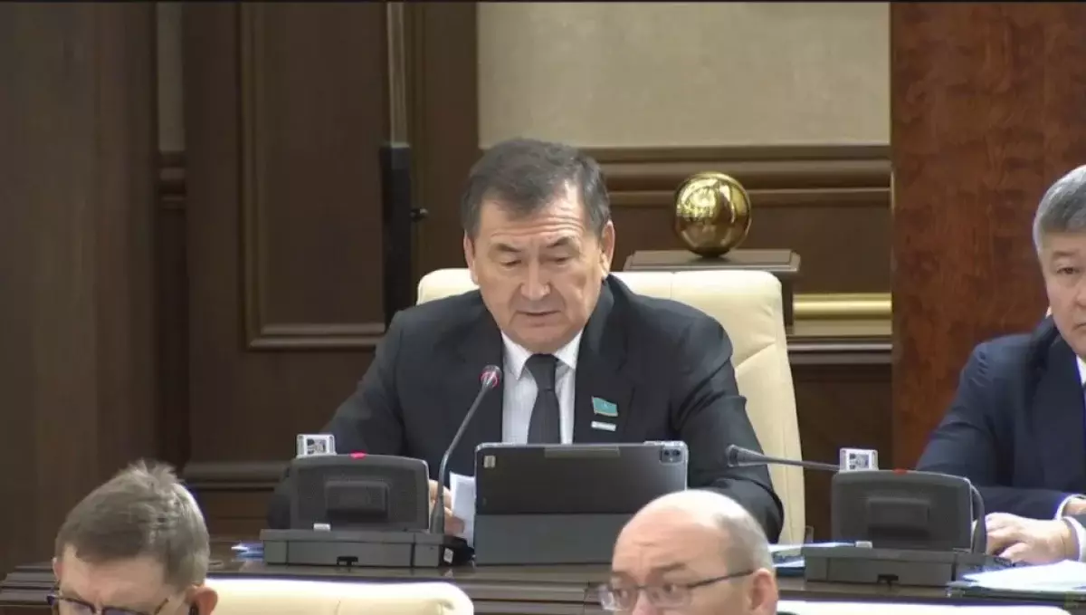 Депутат тауар өндірушілердің тізіліміндегі бизнеске салмақ түсіретін талаптарды алып тастауды ұсынды