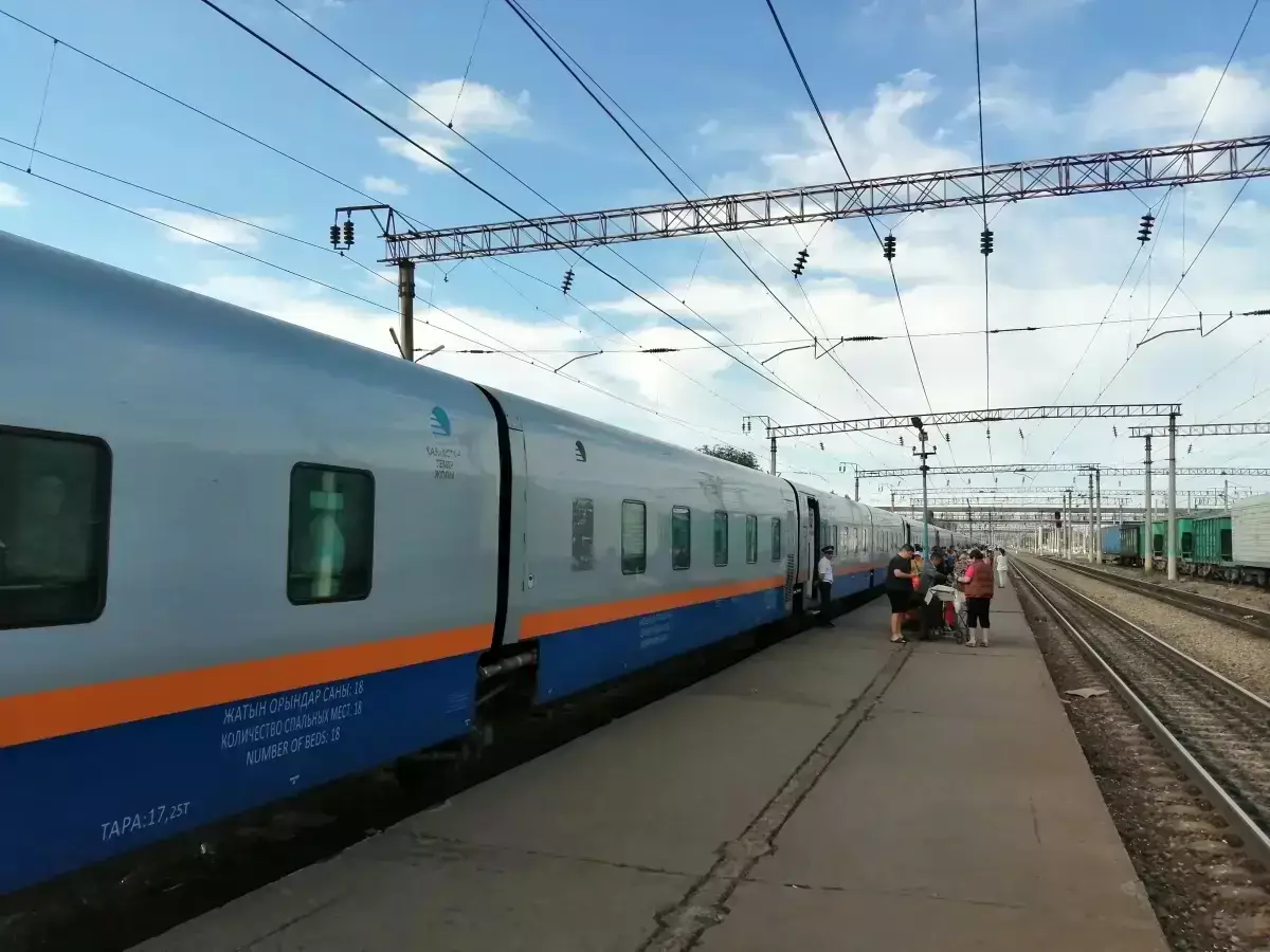Поезд «Алматы – Петропавловск» будет курсировать через день