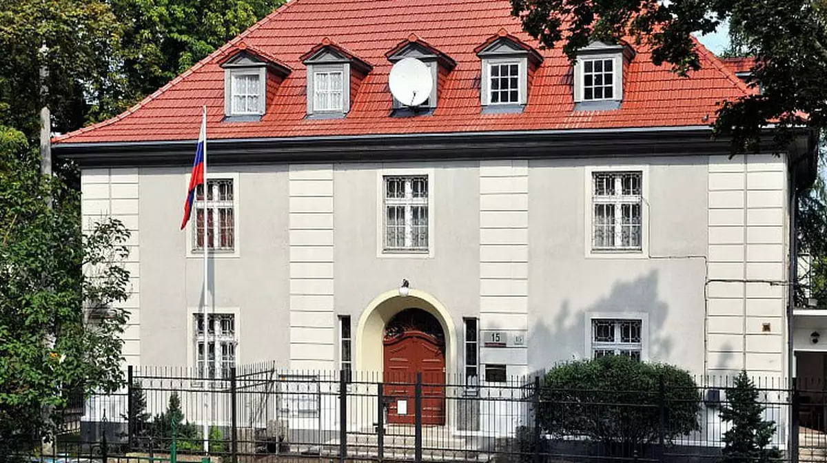 Польша закрывает последнее российское консульство в Гданьске из-за диверсии на железной дороге