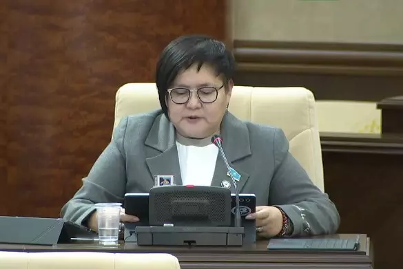 Депутат предложила сокращение рабочего времени для женщин с высокой нагрузкой