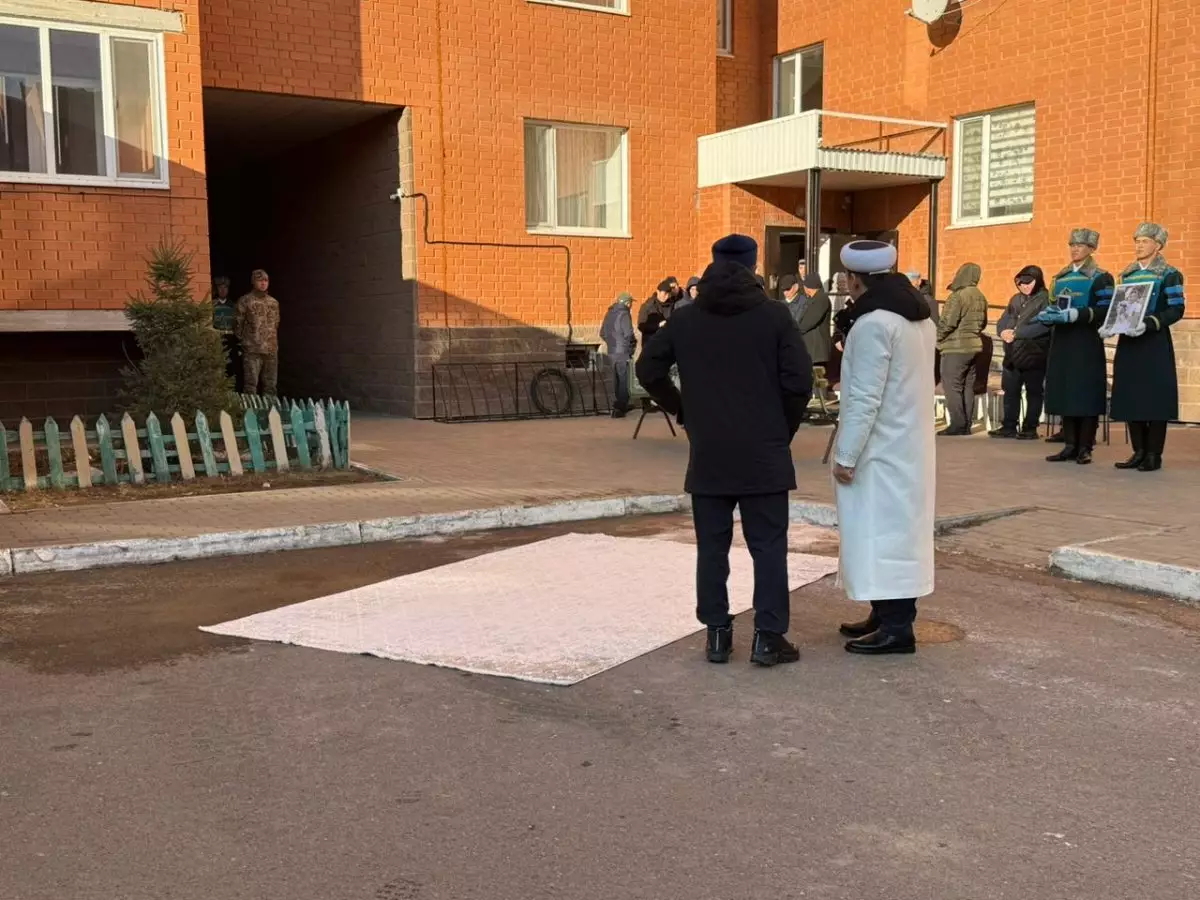 Қосшыда фельдшер Ұлдана Мырзуанды ақтық сапарға шығарып салды