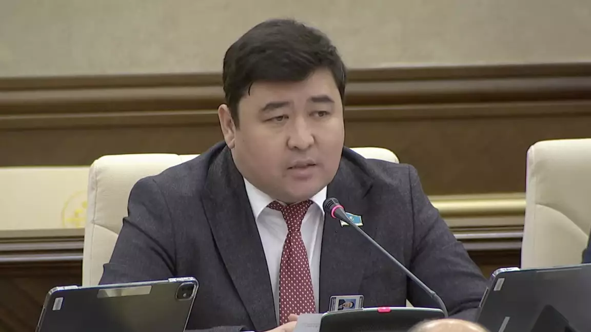 "Азаматтарымыз кредитке тамақ алып ішуге мәжбүр" - депутат