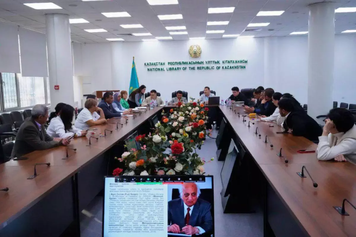 «По Великому Шёлковому пути»: в Алматы открылась международная книжная выставка