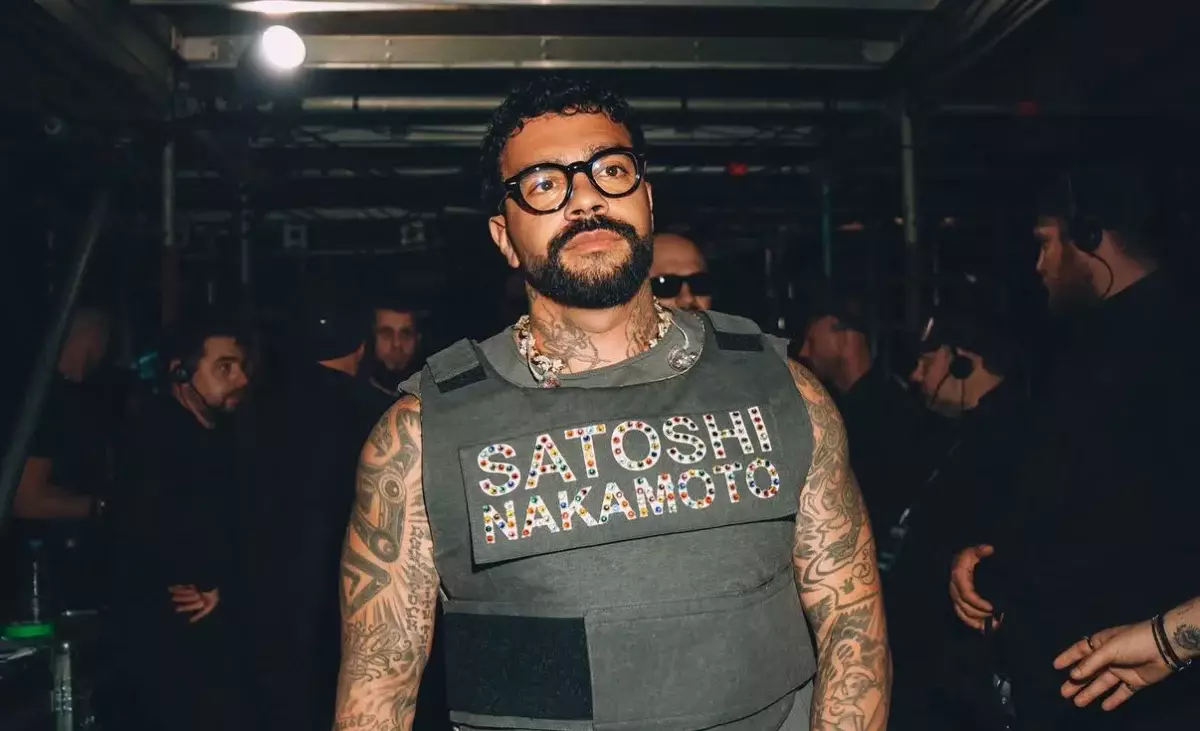 Организатор российского певца Тимати написал заявление в полицию на беременную астанчанку