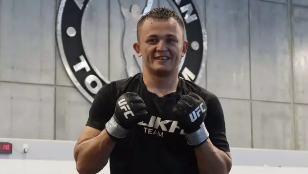 В UFC приняли решение по казахскому нокаутёру, отправившему в нокдаун Нурмагомедова