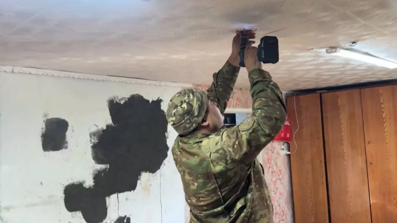 ШҚО-да үйлерге дабыл қондырғысы орнатылып жатыр 