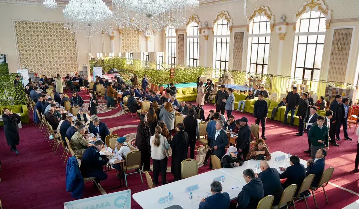 «AMANAT» партиясы Арыс қаласында көшпелі қоғамдық қабылдау өткізді