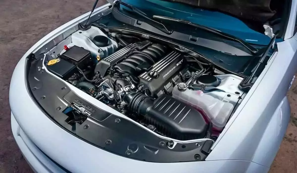 Электромобили или гибриды: что дешевле в обслуживании