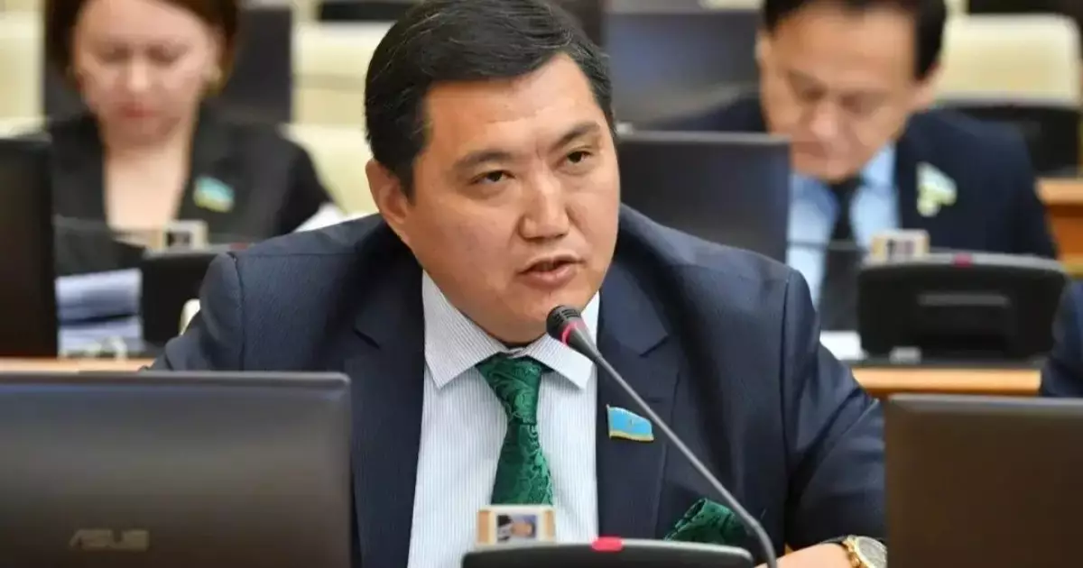  `Сүрілуі тиіс тұрғын үй кешенінен пәтер алуға несие берген`: депутат Отбасы банкінің қызметкерлерін тергеуді талап етті 