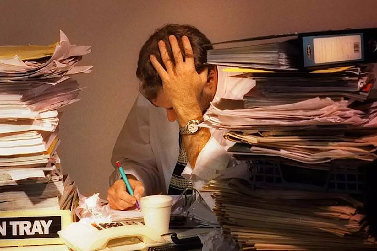 ГПХ под запретом: что изменится для работников и работодателей в Казахстане