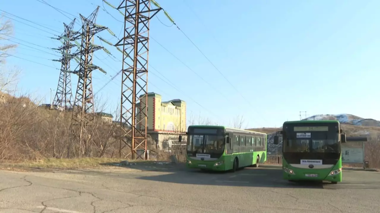 Запуска автобусов через суд добились жители Аблакетки в Усть-Каменогорске