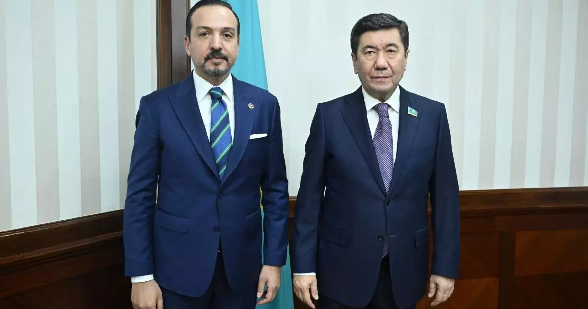  Мәжіліс спикері Түркияның Әділет және даму партиясы төрағасының орынбасарын қабылдады 