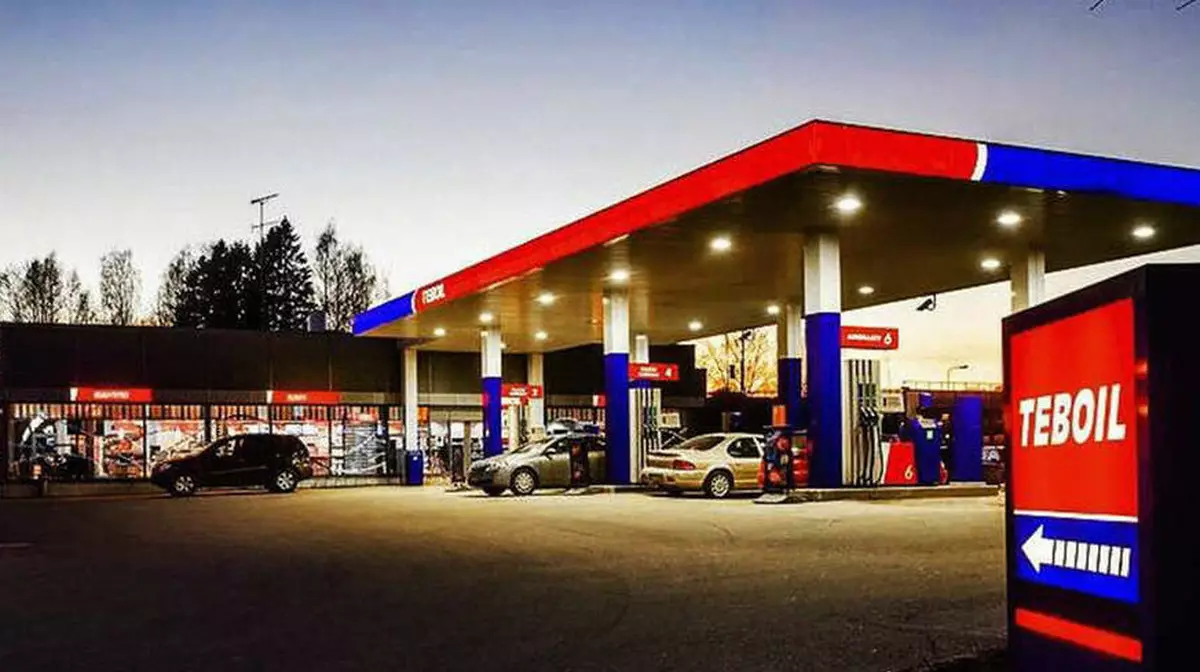 Санкции США против "Лукойла" привели к закрытию всех заправок Teboil в Финляндии