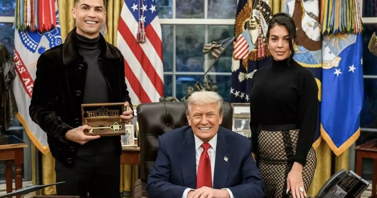  Криштиану Роналду Ақ үйде Дональд Трамппен кездесті 
