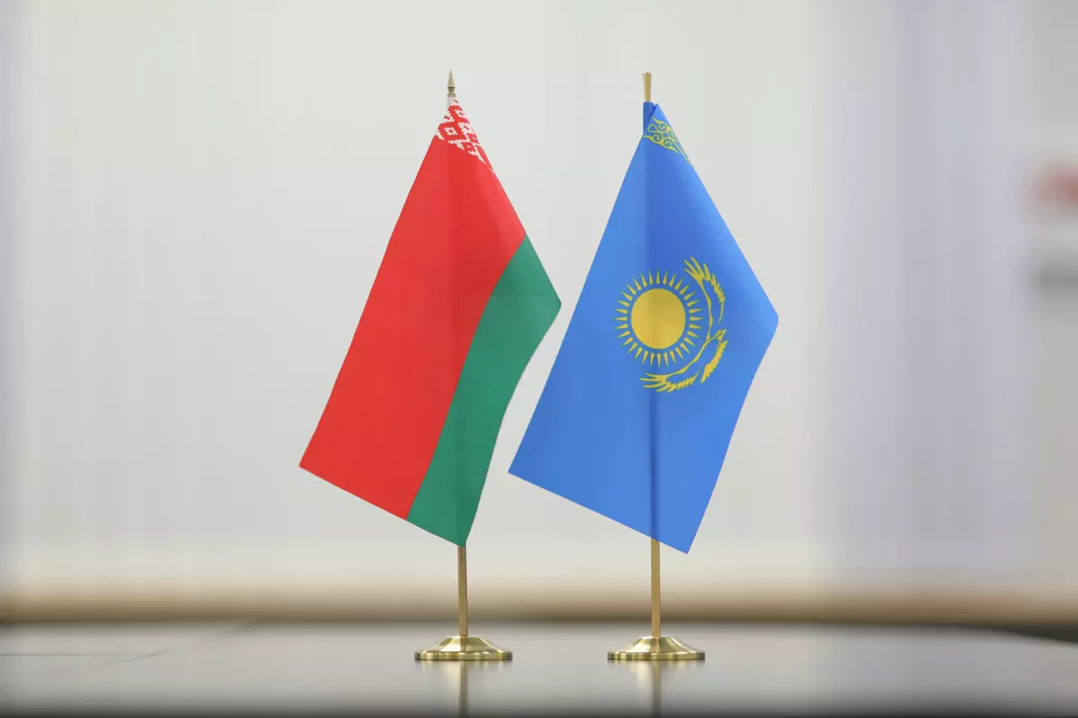Правительства Беларуси и Казахстана в ближайшее время планируют достичь договоренностей по ряду вопросов.