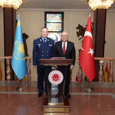 Министр обороны Казахстана совершил официальный визит в Турцию