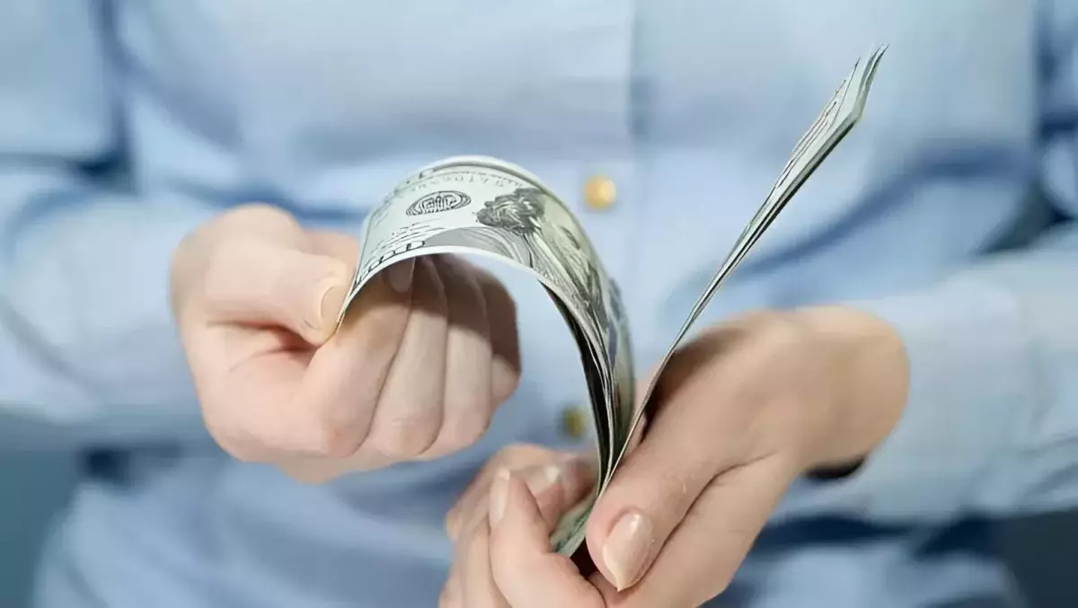 Доллар и евро сдали позиции: свежие курсы валют в Казахстане