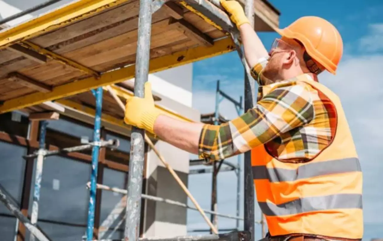 Елімізде бірнеше жерде қатар жұмыста істеуге болады