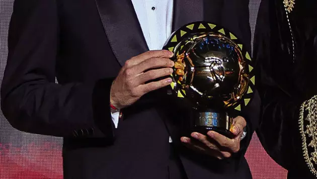 Звезда ПСЖ обошёл Салаха и забрал "Золотой мяч"