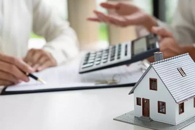 Қарағанды мен Шымкенттік байлар: Мемлекеттен көмек алғысы келген 665 бай отбасы анықталды