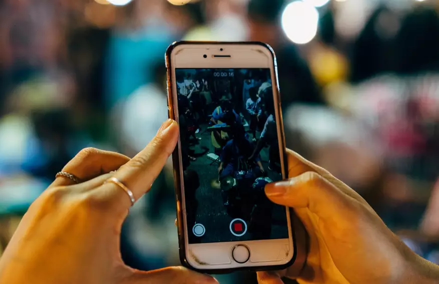 Запрет на фото– и видеосъемку без согласия могут ввести в Казахстане