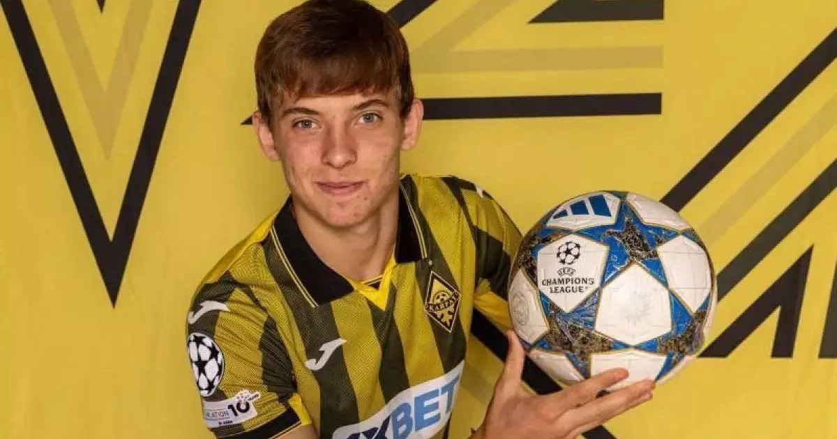  Футболшы Азамат Тұяқбаев: Әкем – қазақ, анам – неміс 