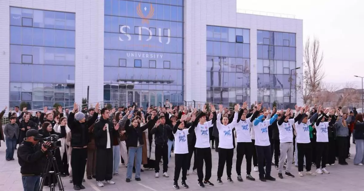  «Чемпиондық Рух»: Алматы облысының жастары танымал спортшылармен бірге жаттықты 