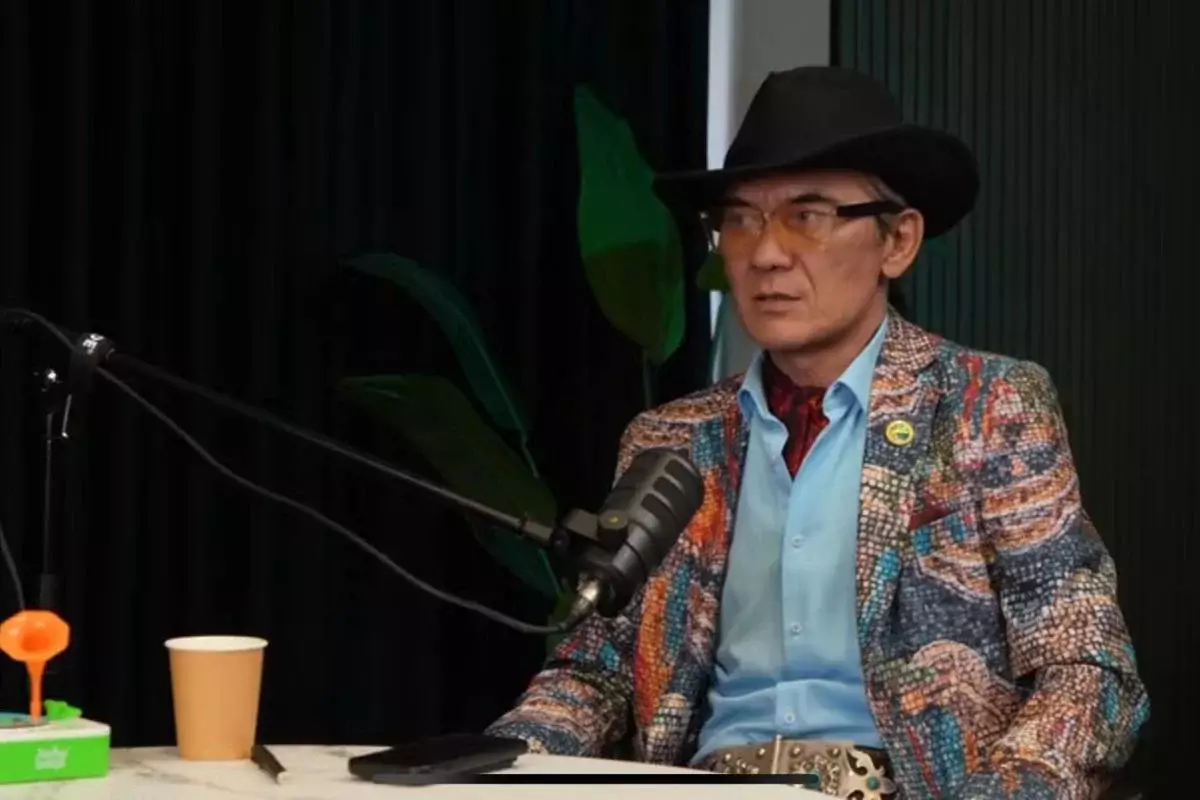 «Қазір қатын құтырған заман болды»: Ақын Бақыт Беделханның әйелдер туралы пікірі қызу талқыға түсті