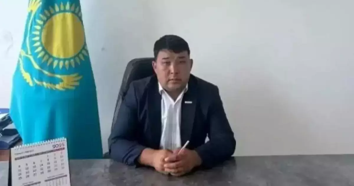 Тұрғындармен кездесуде балағат сөз айтқан әкім: ШҚО басшысы қандай жаза тағайындалғанын айтты 