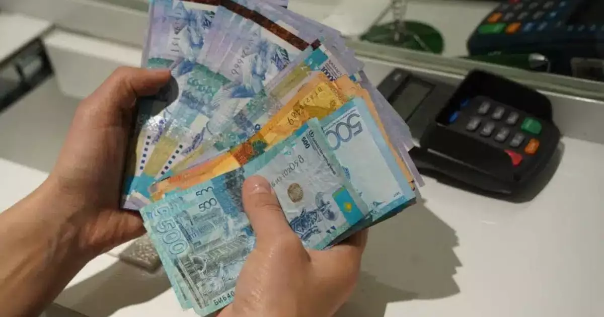  Казахстанцам станет сложнее взять кредиты с 2026 года 