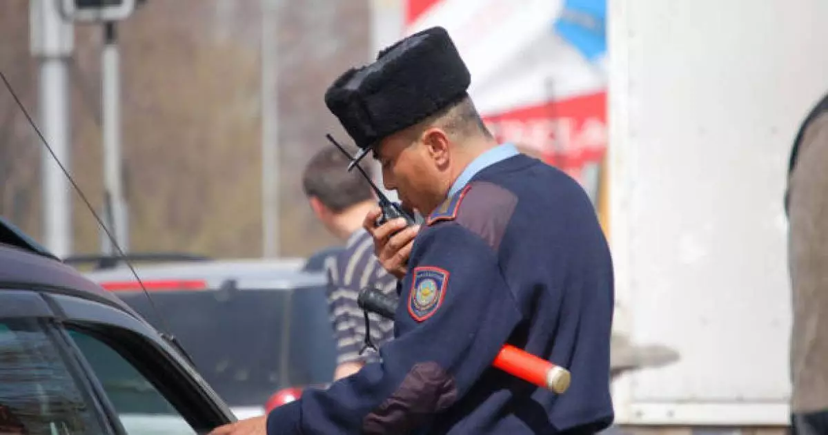  28 қарашадан бастап полиция жол жиегінде көлік тоқтатуға қайта рұқсат алады 