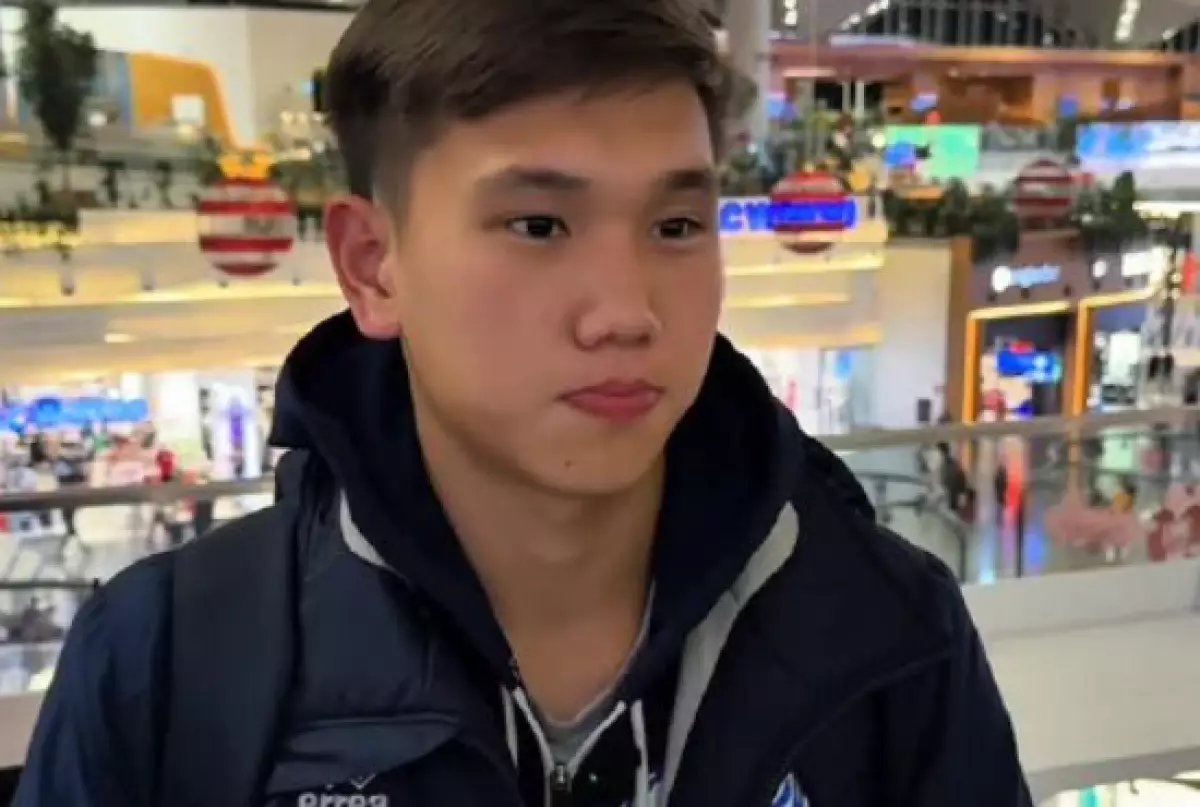 Шерхан Қалмұрза өзіне қатысты айтылған сынға жауап берді (ВИДЕО)