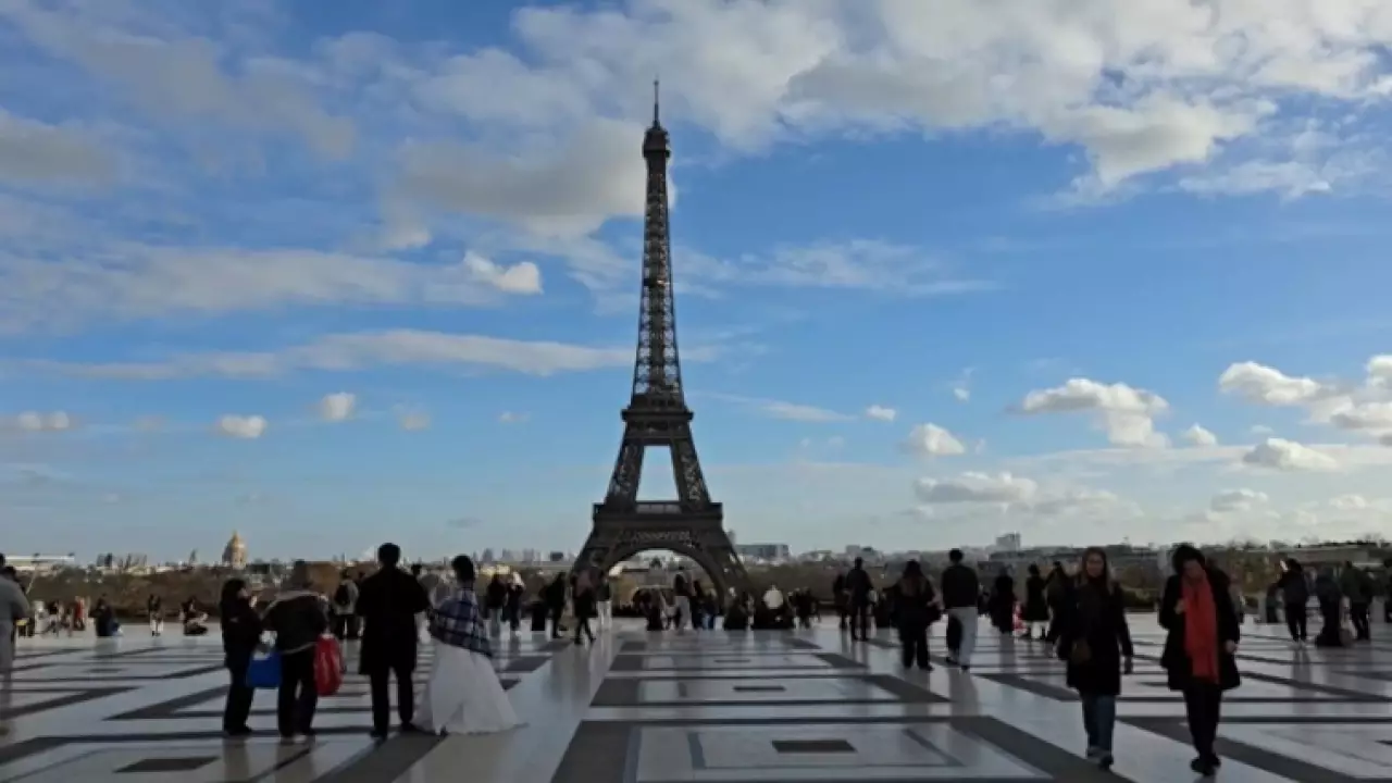 Как не стать жертвой кражи в Париже